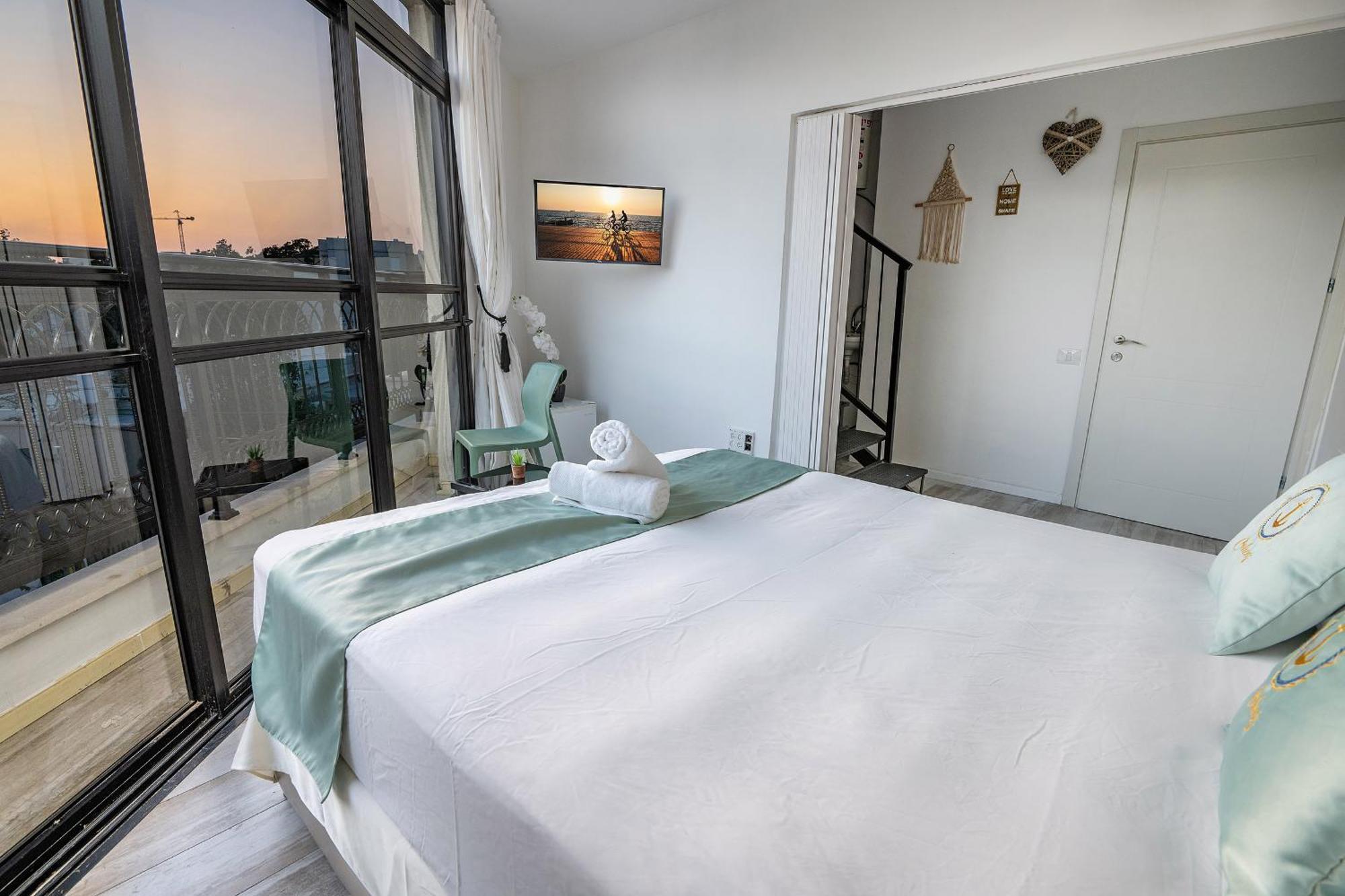 דירות Luxurious Penthouse In Tel Aviv With Pool מראה חיצוני תמונה